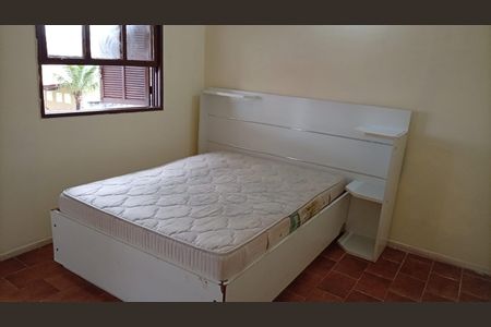 Quarto 1 de casa de condomínio para alugar com 2 quartos, 88m² em Jardim Interlagos, Maricá