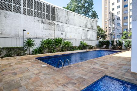 Apartamento à venda com 38m², 2 quartos e sem vagaPiscina
