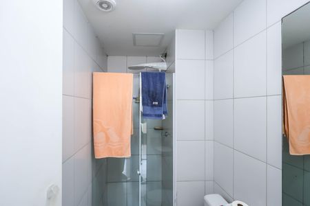 Banheiro de apartamento para alugar com 2 quartos, 38m² em Cambuci, São Paulo