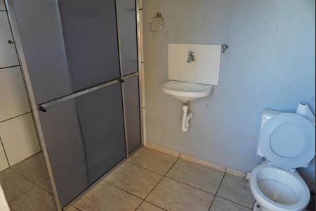 Casa para alugar com 200m², 4 quartos e 20 vagasBanheiro Área Externa