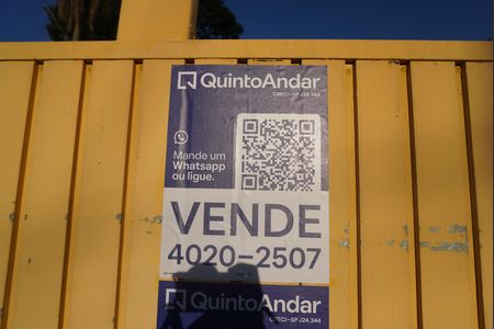 Casa para alugar com 200m², 4 quartos e 20 vagasFachada