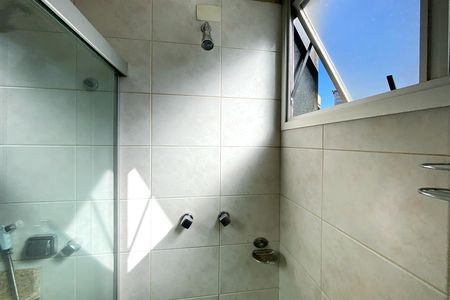 Apartamento à venda com 88m², 2 quartos e 2 vagas Apartamento à venda com 88m², 2 quartos e 2 vagasBanheiro
