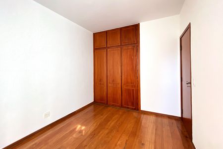 Apartamento à venda com 88m², 2 quartos e 2 vagas Apartamento à venda com 88m², 2 quartos e 2 vagasQuarto 2