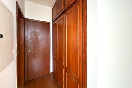 Apartamento à venda com 88m², 2 quartos e 2 vagas Apartamento à venda com 88m², 2 quartos e 2 vagasCorredor