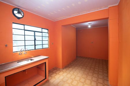 Cozinha de casa para alugar com 2 quartos, 132m² em Vila Guilherme, São Paulo