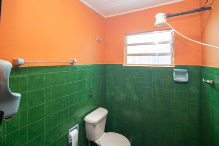 Banheiro de casa para alugar com 2 quartos, 132m² em Vila Guilherme, São Paulo