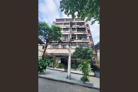 Fachada  de apartamento para alugar com 2 quartos, 65m² em Tijuca, Rio de Janeiro