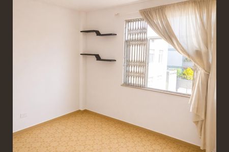 Sala de apartamento para alugar com 2 quartos, 50m² em Irajá, Rio de Janeiro