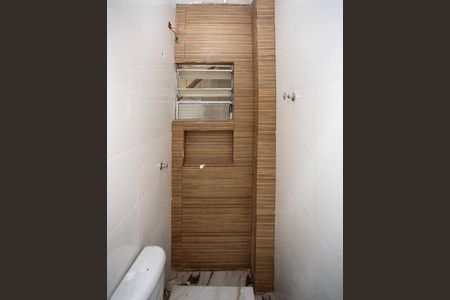 Banheiro de kitnet/studio à venda com 1 quarto, 34m² em Cidade Júlia, São Paulo