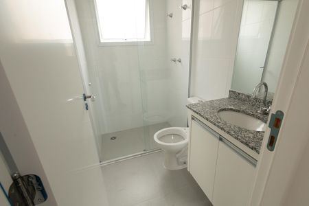 Apartamento para alugar com 67m², 2 quartos e 2 vagas Apartamento para alugar com 67m², 2 quartos e 2 vagasBanheiro