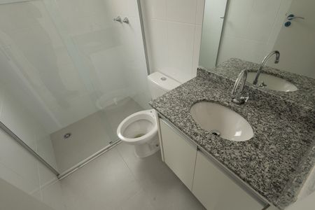 Apartamento para alugar com 67m², 2 quartos e 2 vagas Apartamento para alugar com 67m², 2 quartos e 2 vagasBanheiro