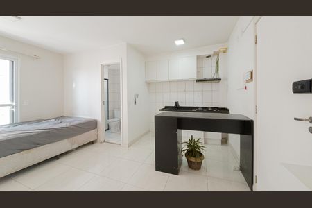 Sala/Cozinha de kitnet/studio para alugar com 1 quarto, 26m² em Vila Ré, São Paulo