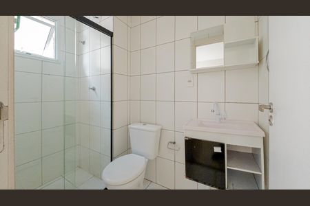 Banheiro  de kitnet/studio para alugar com 1 quarto, 26m² em Vila Ré, São Paulo