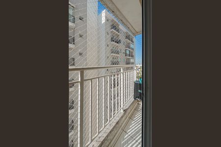 Varanda de kitnet/studio para alugar com 1 quarto, 26m² em Vila Ré, São Paulo