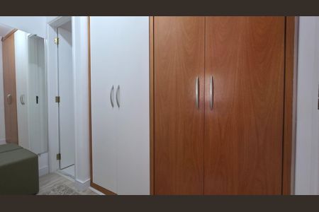 Casa de condomínio para alugar com 130m², 3 quartos e 3 vagas Casa de condomínio para alugar com 130m², 3 quartos e 3 vagasQuarto