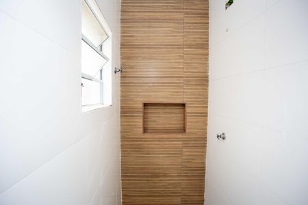 Banheiro de kitnet/studio à venda com 1 quarto, 34m² em Cidade Júlia, São Paulo