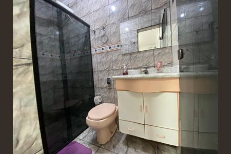 Casa para alugar com 213m², 2 quartos e 2 vagas Casa para alugar com 213m², 2 quartos e 2 vagasBanheiro