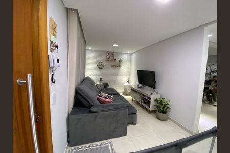 Casa para alugar com 213m², 2 quartos e 2 vagas Casa para alugar com 213m², 2 quartos e 2 vagasSala