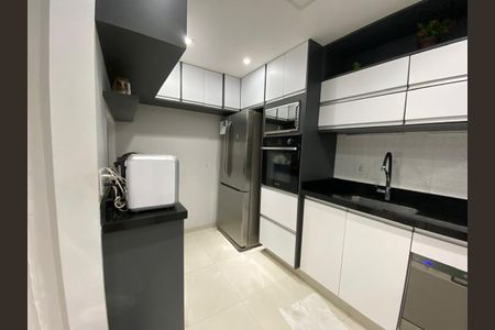Casa para alugar com 213m², 2 quartos e 2 vagas Casa para alugar com 213m², 2 quartos e 2 vagasCozinha