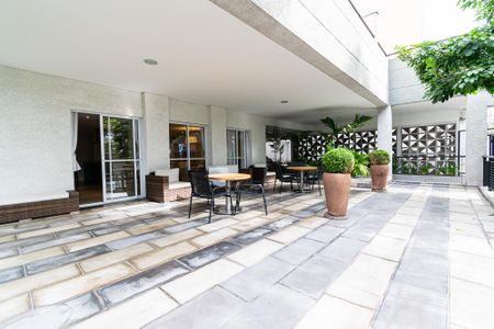 Apartamento para alugar com 80m², 1 quarto e sem vagaÁrea comum - Salão de festas