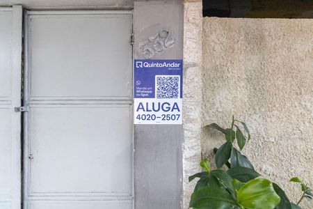 Casa à venda com 90m², 2 quartos e 1 vaga Casa à venda com 90m², 2 quartos e 1 vagaPlaquinha
