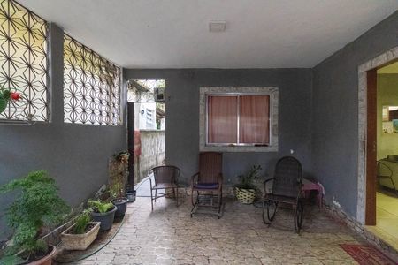 Garagem de casa à venda com 2 quartos, 90m² em Campo Grande, Rio de Janeiro