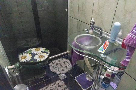 Banheiro de casa à venda com 2 quartos, 90m² em Campo Grande, Rio de Janeiro