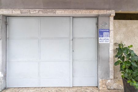 Fachada de casa à venda com 2 quartos, 90m² em Campo Grande, Rio de Janeiro