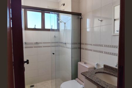 Banheiro suíte de apartamento para alugar com 3 quartos, 99m² em Parque Residencial Aquarius, São José dos Campos