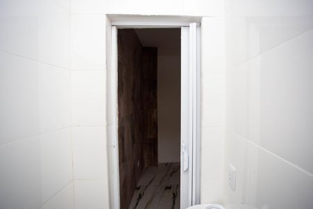 Banheiro de kitnet/studio para alugar com 1 quarto, 34m² em Cidade Júlia, São Paulo