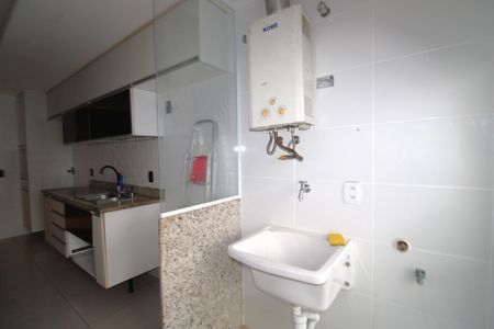 Apartamento para alugar com 151m², 3 quartos e 1 vagaÁrea de serviço