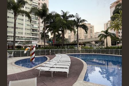 Apartamento para alugar com 151m², 3 quartos e 1 vaga Apartamento para alugar com 151m², 3 quartos e 1 vagaÁrea comum - Piscina