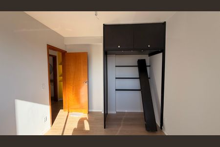 Quarto de apartamento para alugar com 2 quartos, 65m² em Vila Rosa, Goiânia