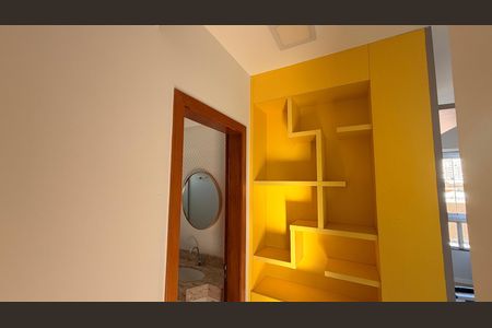 Corredor de apartamento para alugar com 2 quartos, 65m² em Vila Rosa, Goiânia