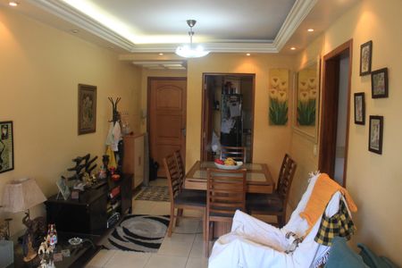 Apartamento à venda com 85m², 3 quartos e 1 vagaSala