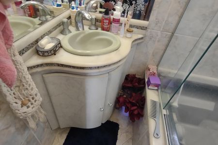 Apartamento à venda com 85m², 3 quartos e 1 vaga Apartamento à venda com 85m², 3 quartos e 1 vagaBanheiro