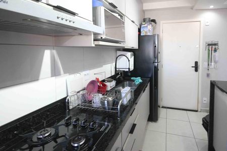 Apartamento à venda com 45m², 2 quartos e sem vaga Apartamento à venda com 45m², 2 quartos e sem vagaCozinha e Área de Serviço