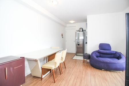 Apartamento à venda com 54m², 2 quartos e 1 vaga Apartamento à venda com 54m², 2 quartos e 1 vagaSala