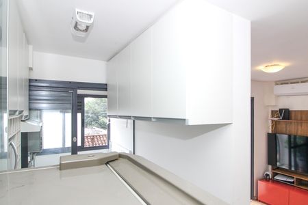 Apartamento à venda com 54m², 2 quartos e 1 vaga Apartamento à venda com 54m², 2 quartos e 1 vagaCozinha