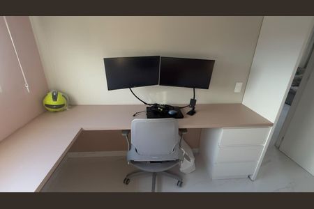 Quarto de apartamento à venda com 2 quartos, 47m² em Buritis, Belo Horizonte