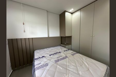 Quarto de apartamento para alugar com 1 quarto, 43m² em Empresarial 18 do Forte, Barueri
