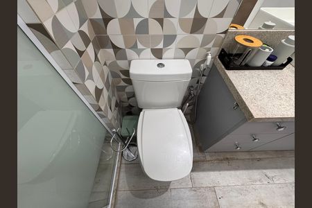 Apartamento à venda com 92m², 3 quartos e 2 vagasBanheiro Social