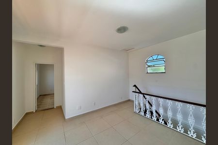 Casa de condomínio para alugar com 200m², 3 quartos e 3 vagas Casa de condomínio para alugar com 200m², 3 quartos e 3 vagasSala (Segundo andar)