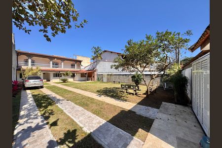 Casa de condomínio para alugar com 200m², 3 quartos e 3 vagas Casa de condomínio para alugar com 200m², 3 quartos e 3 vagasÁrea externa