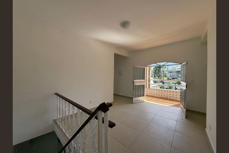 Sala (Segundo andar) de casa de condomínio para alugar com 3 quartos, 200m² em Recreio dos Bandeirantes, Rio de Janeiro