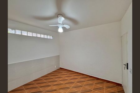 Quarto de casa de condomínio para alugar com 3 quartos, 200m² em Recreio dos Bandeirantes, Rio de Janeiro