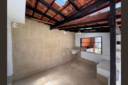 Casa de condomínio para alugar com 200m², 3 quartos e 3 vagas Casa de condomínio para alugar com 200m², 3 quartos e 3 vagasÁrea de Serviço