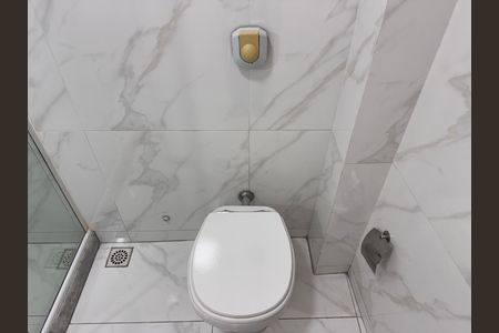 Casa de condomínio para alugar com 200m², 3 quartos e 3 vagas Casa de condomínio para alugar com 200m², 3 quartos e 3 vagasBanheiro Social