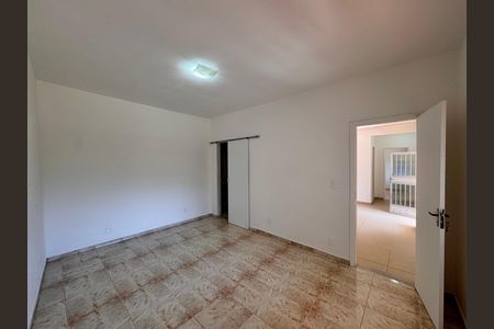 Casa de condomínio para alugar com 200m², 3 quartos e 3 vagas Casa de condomínio para alugar com 200m², 3 quartos e 3 vagasSuíte 1