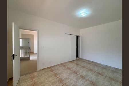 Casa de condomínio para alugar com 200m², 3 quartos e 3 vagas Casa de condomínio para alugar com 200m², 3 quartos e 3 vagasSuíte 2